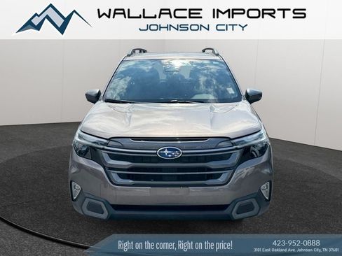 Certified 2025 Subaru Forester Limited AWD/4WD image 8