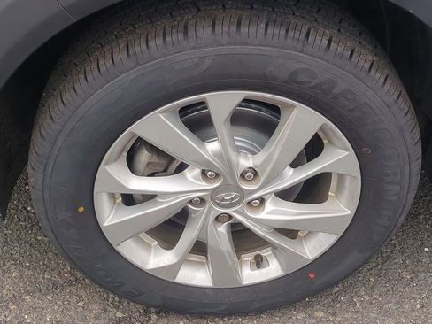 Used 2019 Hyundai Tucson Value image 9