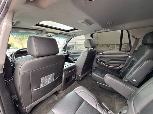 Used 2017 Chevrolet Tahoe LT w/ LT Signature Package RWD image 31