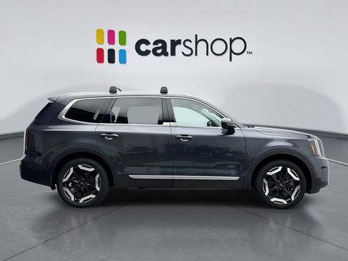 Used 2024 Kia Telluride EX w/ EX Captain's Chair Package AWD/4WD image 6