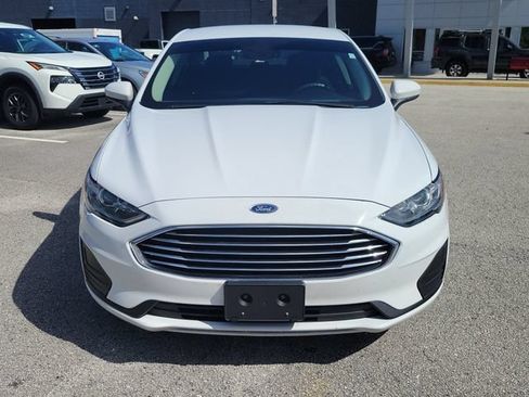 Used 2020 Ford Fusion SE FWD image 6