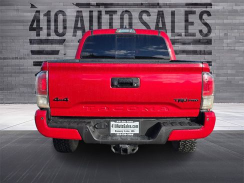 Used 2017 Toyota Tacoma TRD Pro image 4