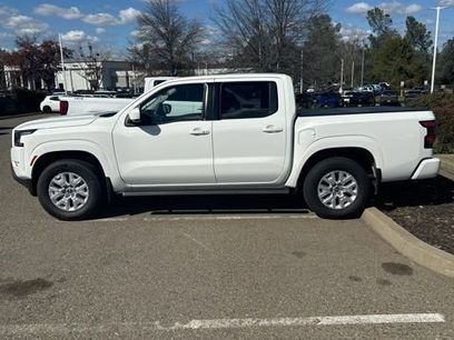 Used 2022 Nissan Frontier SV