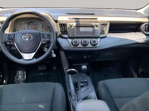 Used 2014 Toyota RAV4 LE FWD image 15