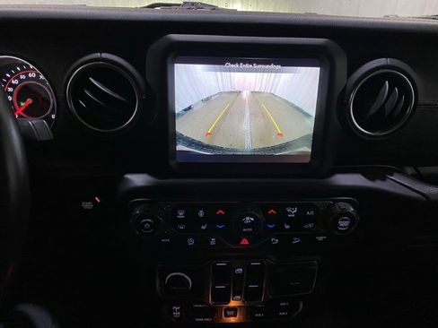 Used 2020 Jeep Wrangler Unlimited Rubicon w/ Quick Order Package 28Y Recon image 18