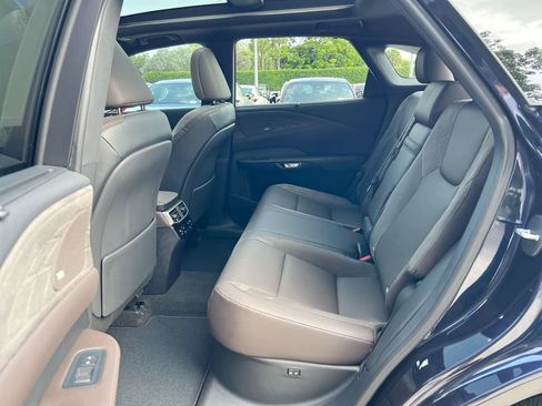 Certified 2024 Lexus RX 350 FWD w/ Convenience Package image 19