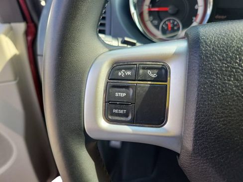 Used 2017 Dodge Grand Caravan SE w/ Power Window Group FWD image 16