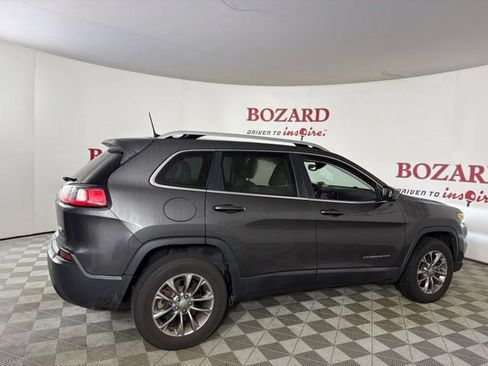 Used 2020 Jeep Cherokee Latitude Plus w/ Comfort/Convenience Group AWD/4WD image 9