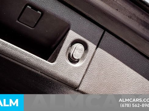 Used 2019 GMC Yukon SLT w/ Open Road Package image 25