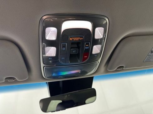 Used 2024 Genesis Electrified GV70 AWD/4WD image 24