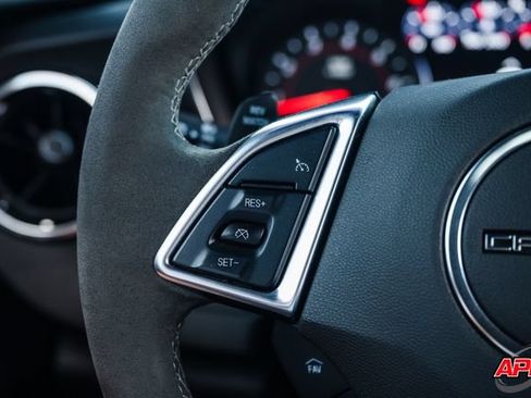 Used 2019 Chevrolet Camaro SS RWD image 64