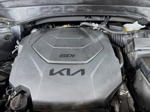 Used 2022 Kia Telluride SX w/ SX Prestige Package image 37