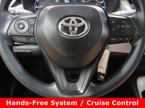 Certified 2025 Toyota Corolla LE image 21