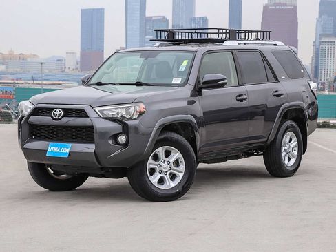 Used 2018 Toyota 4Runner SR5 Premium AWD/4WD image 1