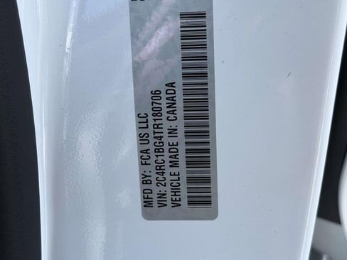 New 2026 Chrysler Pacifica Select image 28