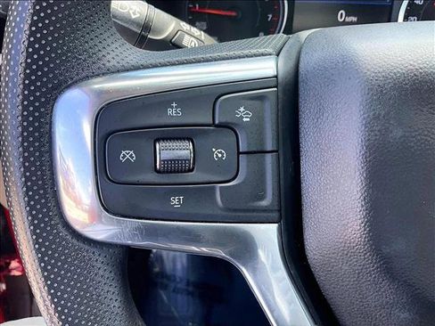 Used 2023 Chevrolet Blazer LT FWD image 19