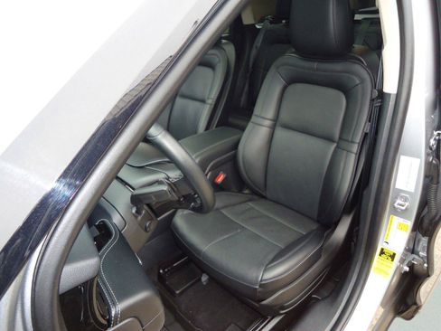 Used 2024 Lincoln Corsair Reserve w/ Equipment Group 201A AWD/4WD image 19