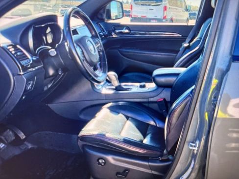 Used 2019 Jeep Grand Cherokee Trailhawk w/ Trailhawk Luxury Group image 9