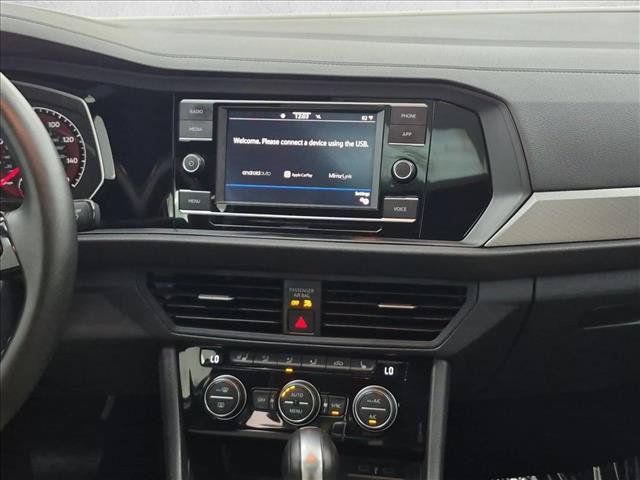 Used 2021 Volkswagen Jetta FWD image 15