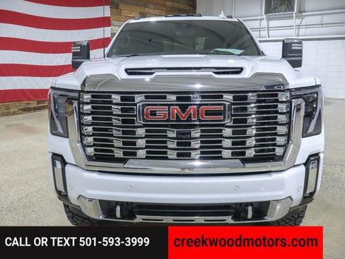 Used 2024 GMC Sierra 2500 Denali w/ Denali Reserve Package image 22