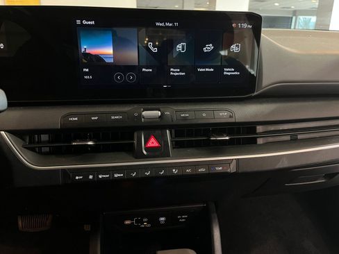 Used 2025 Kia K4 LXS image 17