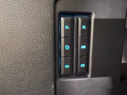 Used 2021 Ford Expedition Max XLT RWD image 14