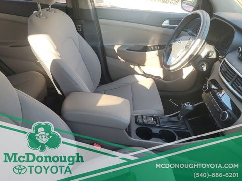 Used 2019 Hyundai Tucson SE image 4