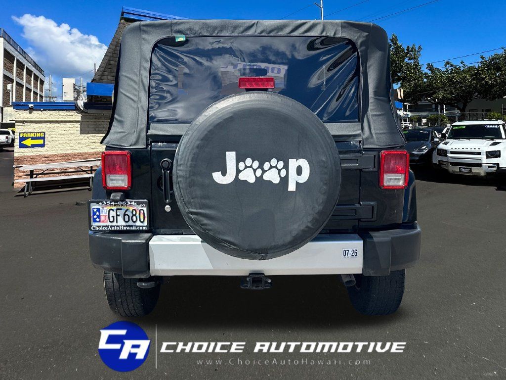 Used 2012 Jeep Wrangler Sahara w/ Connectivity Group AWD/4WD image 7