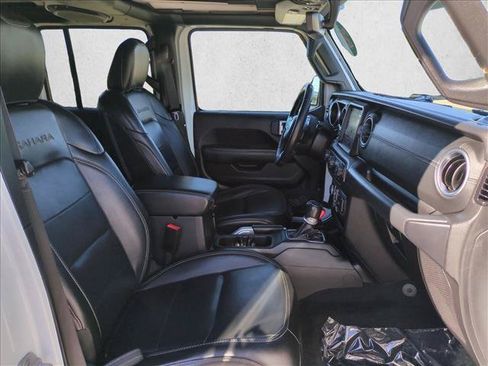 Used 2020 Jeep Wrangler Unlimited Sahara AWD/4WD image 21