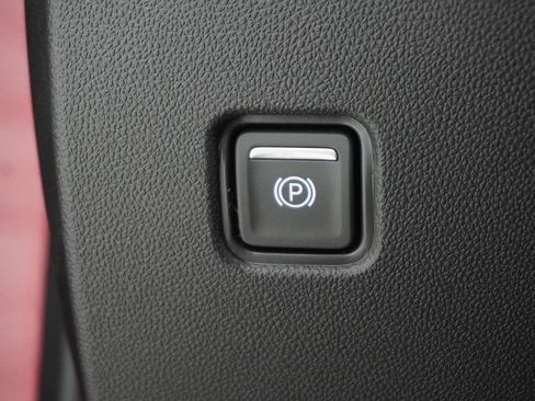 New 2026 Chevrolet Blazer LT w/ Convenience Package FWD image 21