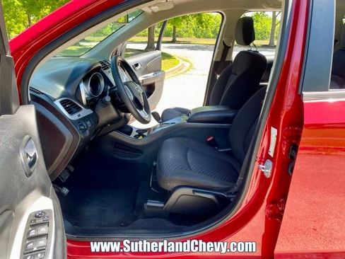 Used 2019 Dodge Journey SE w/ Connectivity Group FWD image 13