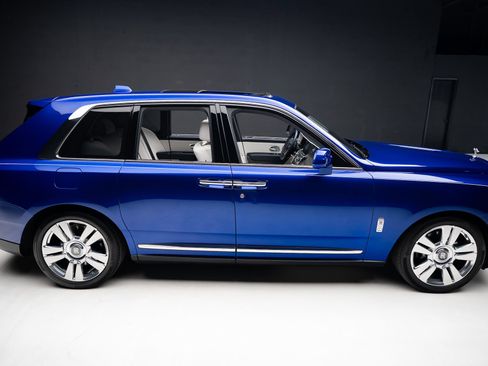 Used 2019 Rolls-Royce Cullinan AWD/4WD image 35