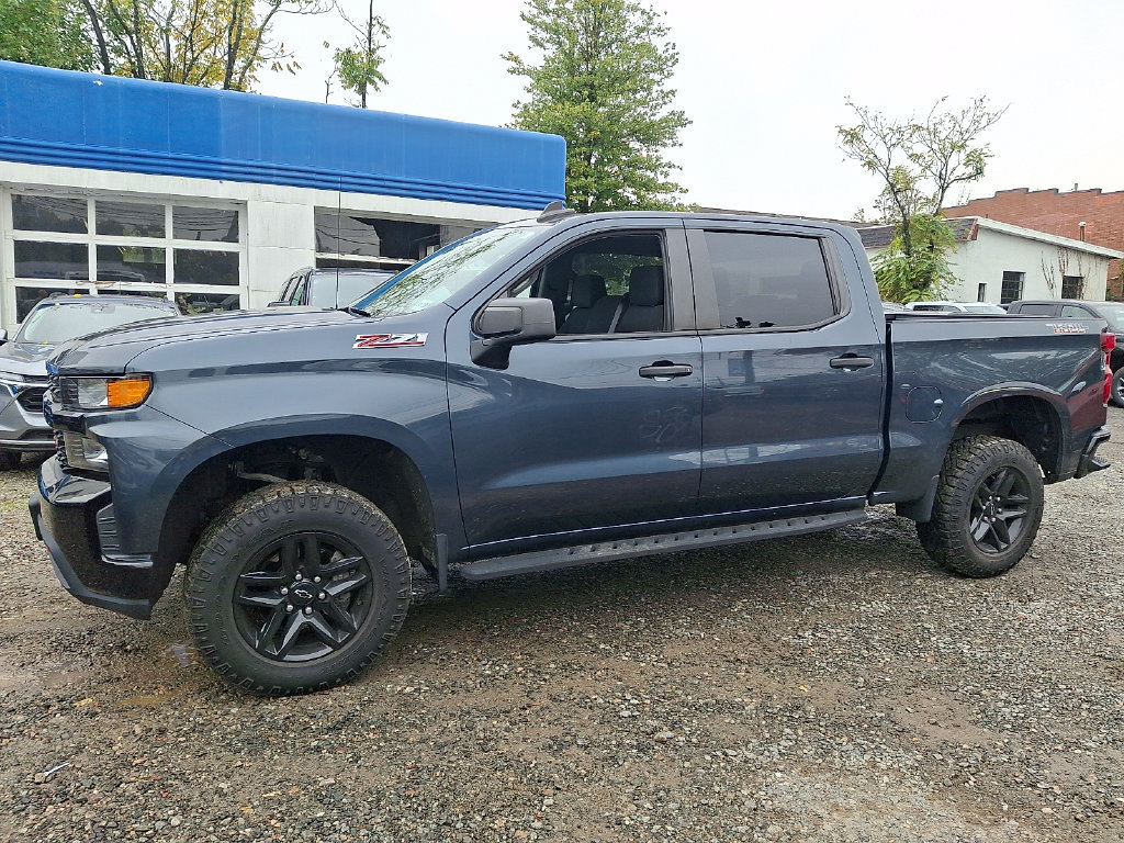 Used 2021 Chevrolet Silverado 1500 Custom Trail Boss AWD/4WD image 4