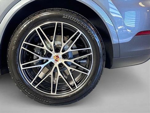 New 2026 Porsche Cayenne AWD/4WD image 26