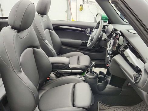 Used 2023 MINI Cooper S image 25