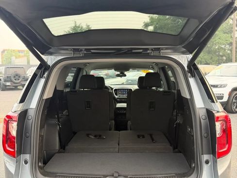 Used 2023 GMC Acadia SLE w/ Driver Convenience Package AWD/4WD image 10