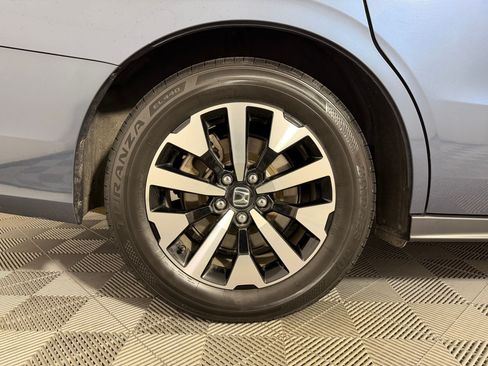 Certified 2025 Honda Odyssey EX-L image 21