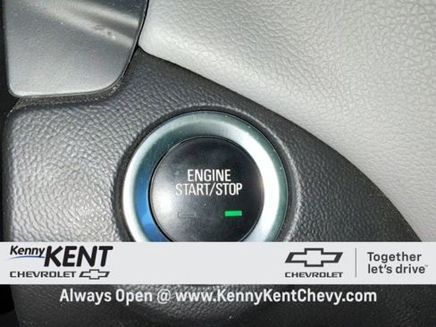 Used 2020 Chevrolet Equinox LS w/ LS Convenience Package image 20