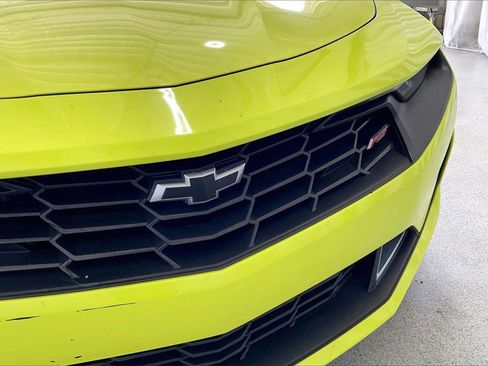 Used 2021 Chevrolet Camaro LT w/ RS Package image 6