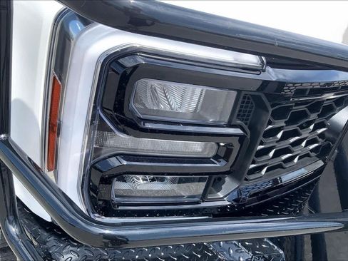 Used 2024 Ford F250 Lariat w/ Chrome Package AWD/4WD image 28