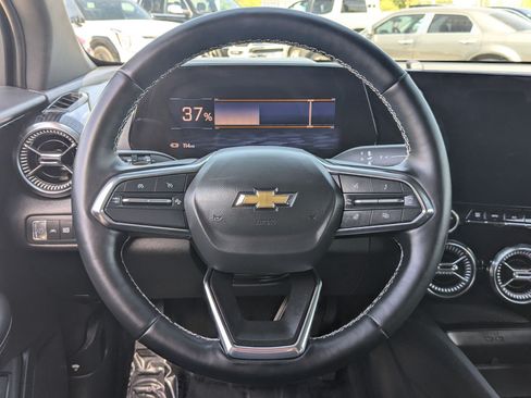 Certified 2024 Chevrolet Blazer EV LT AWD/4WD image 17