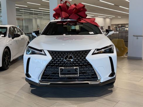 New 2026 Lexus UX 300h FWD image 5