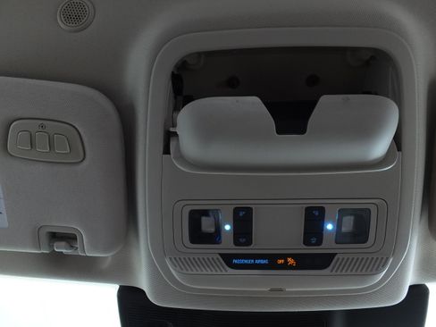 Used 2020 Ford Explorer Limited RWD image 33