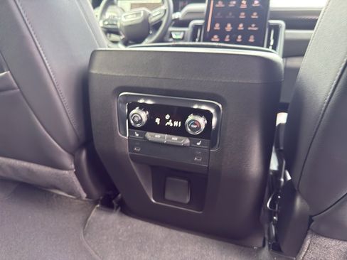 New 2026 GMC Yukon AT4 image 20