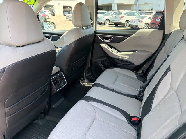 Used 2021 Subaru Forester Limited AWD/4WD image 23