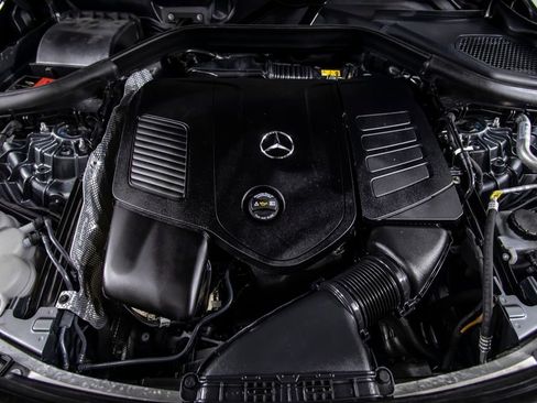 Used 2023 Mercedes-Benz GLC 300 w/ Exclusive Trim Package image 47