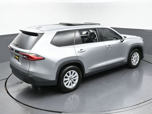 Used 2024 Toyota Grand Highlander XLE image 50