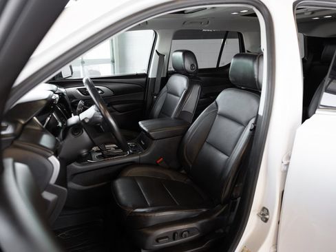 Used 2019 Chevrolet Traverse Premier w/ LPO, Floor Liner Package AWD/4WD image 14