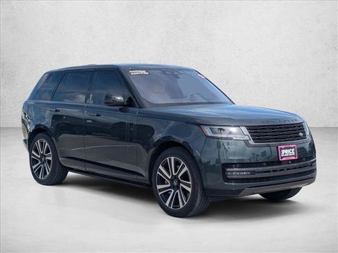 Used 2023 Land Rover Range Rover SE AWD/4WD image 3