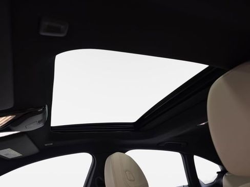 Certified 2025 BMW i4 xDrive40i w/ Premium Package image 27